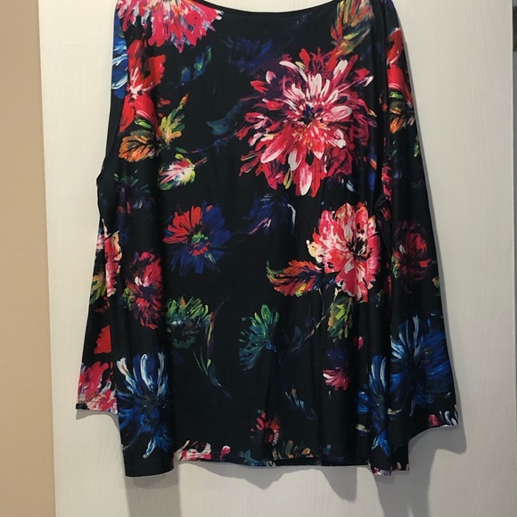 Colourful & vibrant long sleeved, v-neck top - Picture 2 of 3